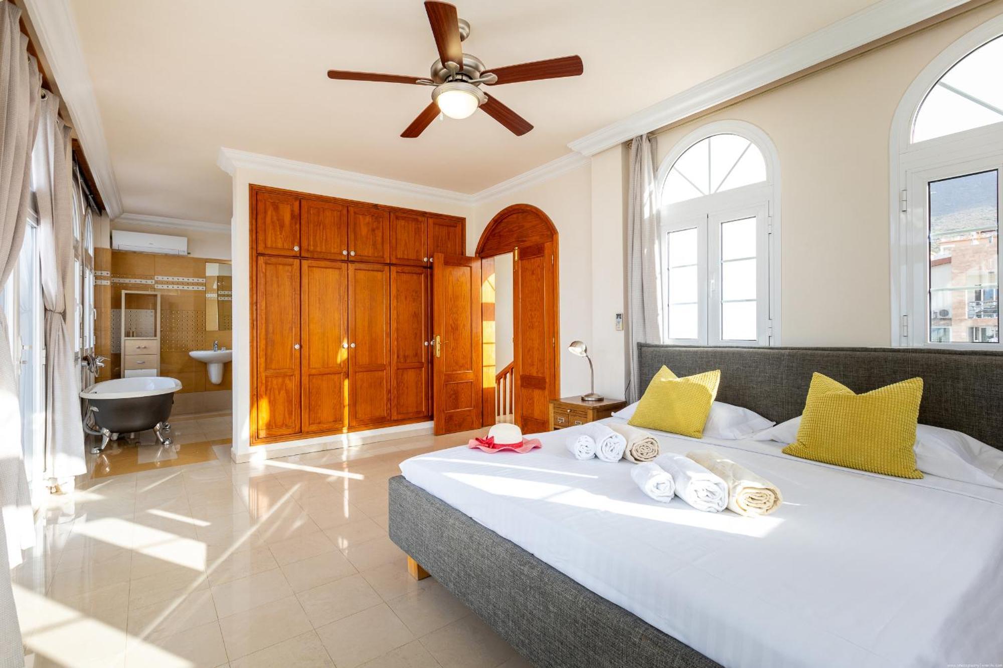 Villa Ocean Palm, Heated Pool! Costa Adeje  Kültér fotó